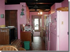 Kitchen, click picture to enlarge